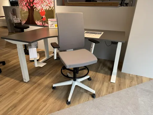 Drehstuhl für höhenverstellbare Tische Navogo Counter